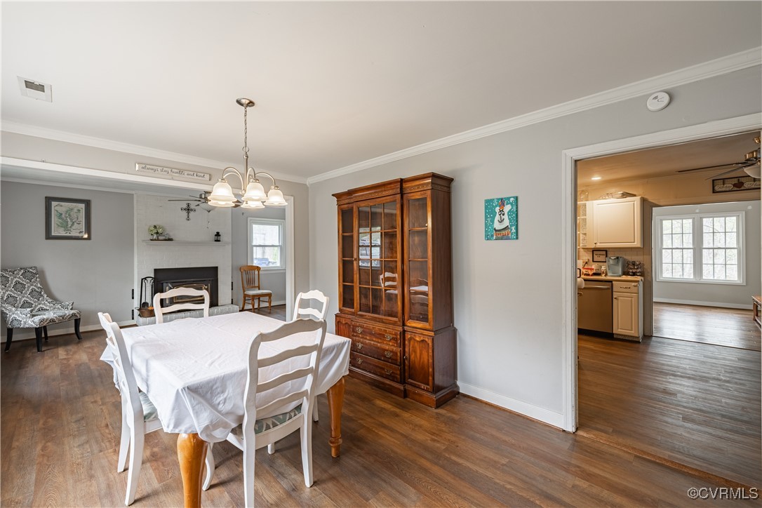 2118 Chestnut Oaks Road Powhatan, VA 23139 - Photo 11 of 41 New LVP Flooring