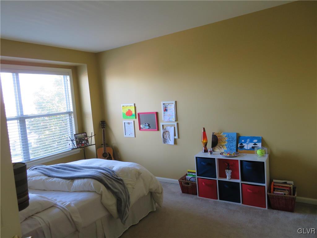 1275 Forest Road Whitehall, PA 18052 - Photo 20 of 32 2nd bedroom