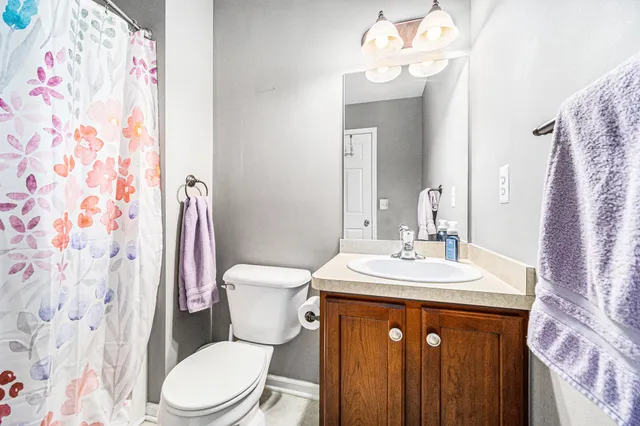 $319,900 | 512 Brooks Hollow Court, Dundee, MI 48131