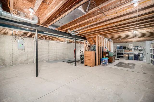 $319,900 | 512 Brooks Hollow Court, Dundee, MI 48131