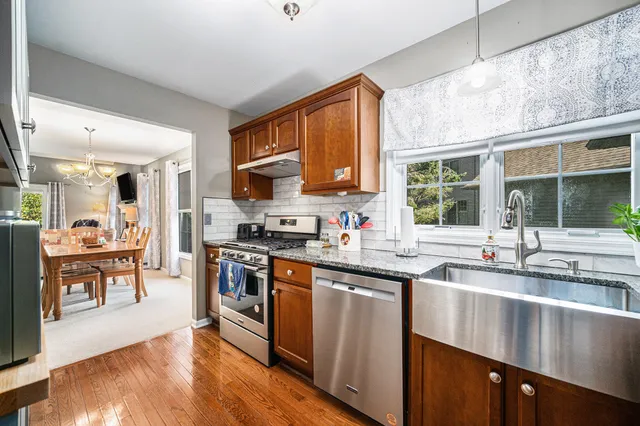 $319,900 | 512 Brooks Hollow Court, Dundee, MI 48131