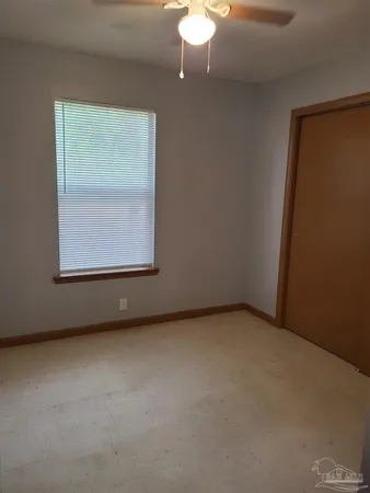 $1,050 | 457 South L Street, Unit B, Pensacola, FL 32502