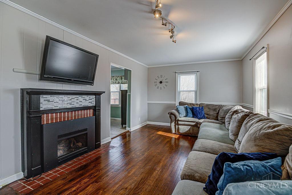 7702 Bridgetown Road Cincinnati, OH 45248 - Photo 6 of 38