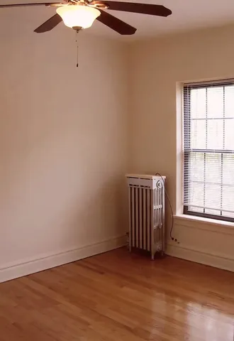 $1,250 | 1123 Washington Boulevard, Unit 2E, Oak Park, IL 60302