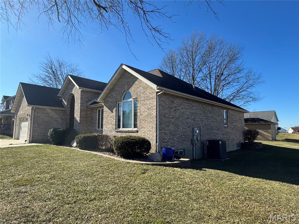 517 Grand Avenue Waterloo, IL 62298 - Photo 4 of 8