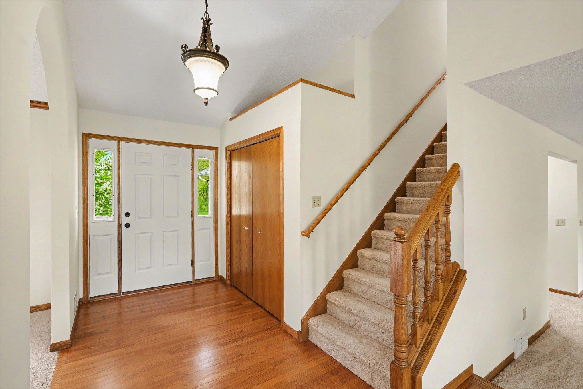 2635 79th Street East Inver Grove Heights, MN 55076 - Photo 5 of 43