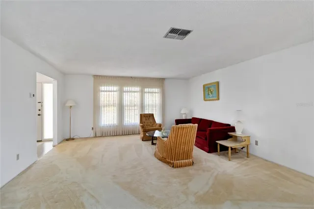 $480,000 | 2271 Pine View Circle, Sarasota, FL 34231