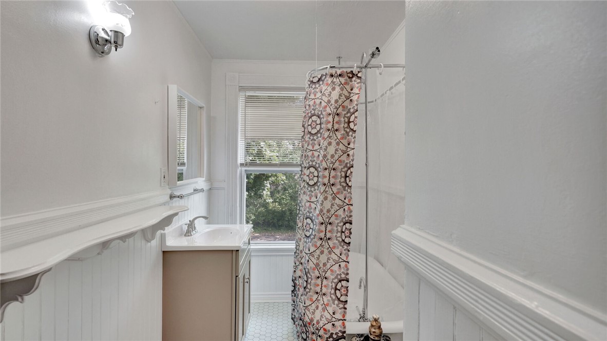 407 Alexander Street Rochester, NY 14607 - Photo 7 of 16
