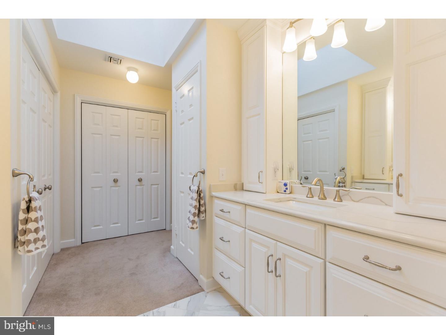 412 Round Hill Road Wayne, PA 19087 - Photo 16 of 23 Master Bathroom