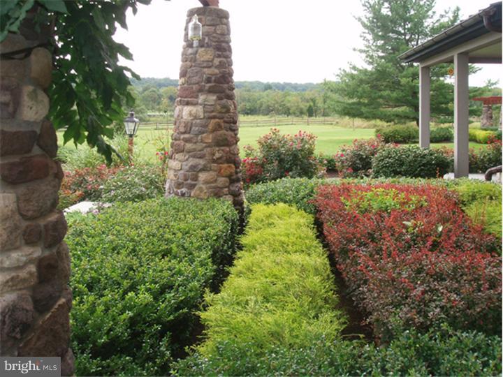 2091 South Sugan Road New Hope, PA 18938 - Photo 18 of 25