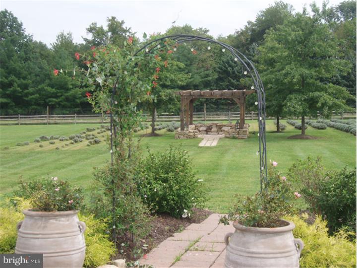 2091 South Sugan Road New Hope, PA 18938 - Photo 20 of 25