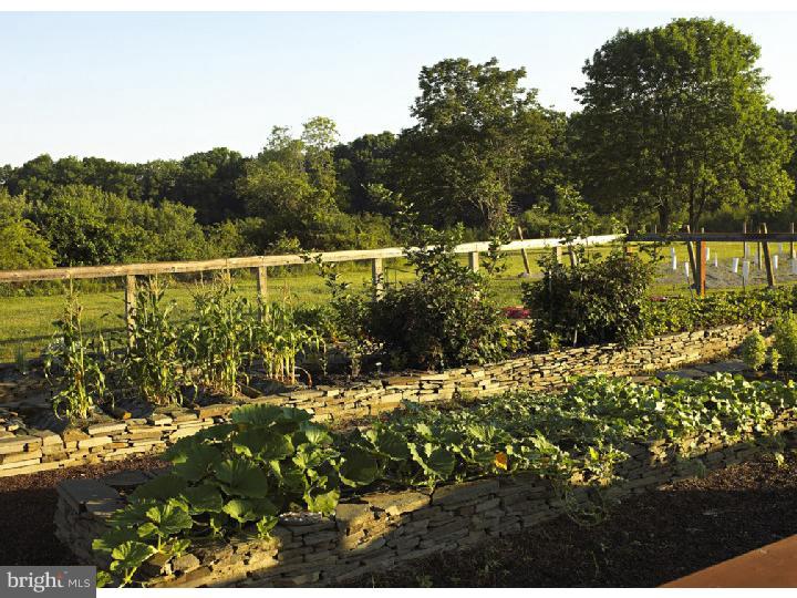 2091 South Sugan Road New Hope, PA 18938 - Photo 23 of 25