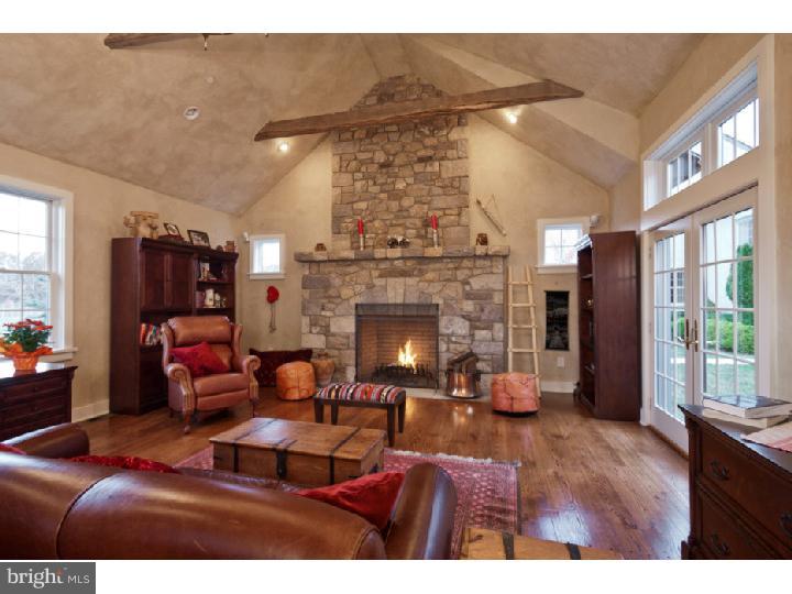 2091 South Sugan Road New Hope, PA 18938 - Photo 10 of 25