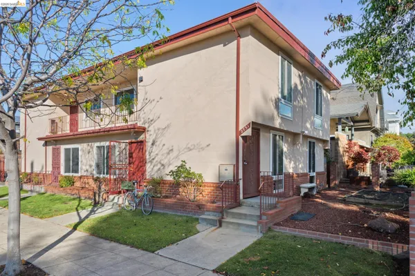 $1,400,000 | 2727 McGee Avenue, Berkeley, CA 94703