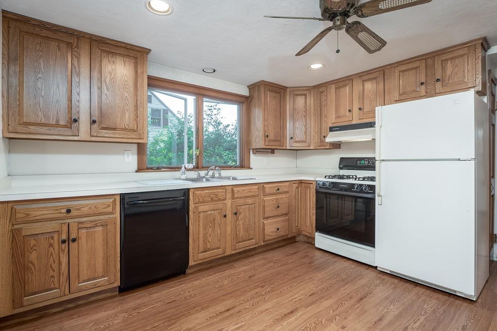 15 Cavanaugh Road Braintree, MA 02184 - Photo 15 of 24 Gallery Image 15