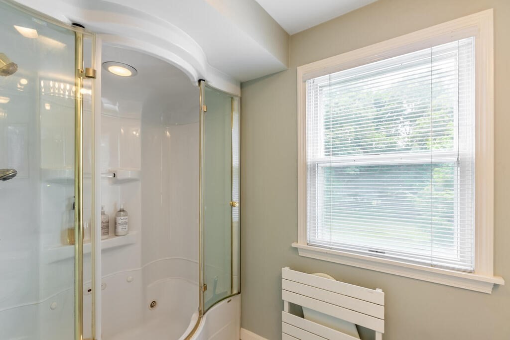 28 Daytona Road Lynn, MA 01904 - Photo 21 of 32 Gallery Image 21