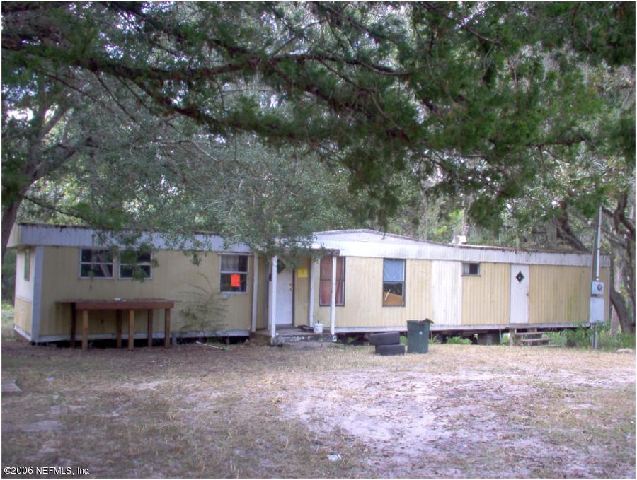 105 Rabbit Track Road Satsuma, FL 32189 - Photo 1 of 1 3 BEDROOM, 1 BATH SINGLEWIDE.