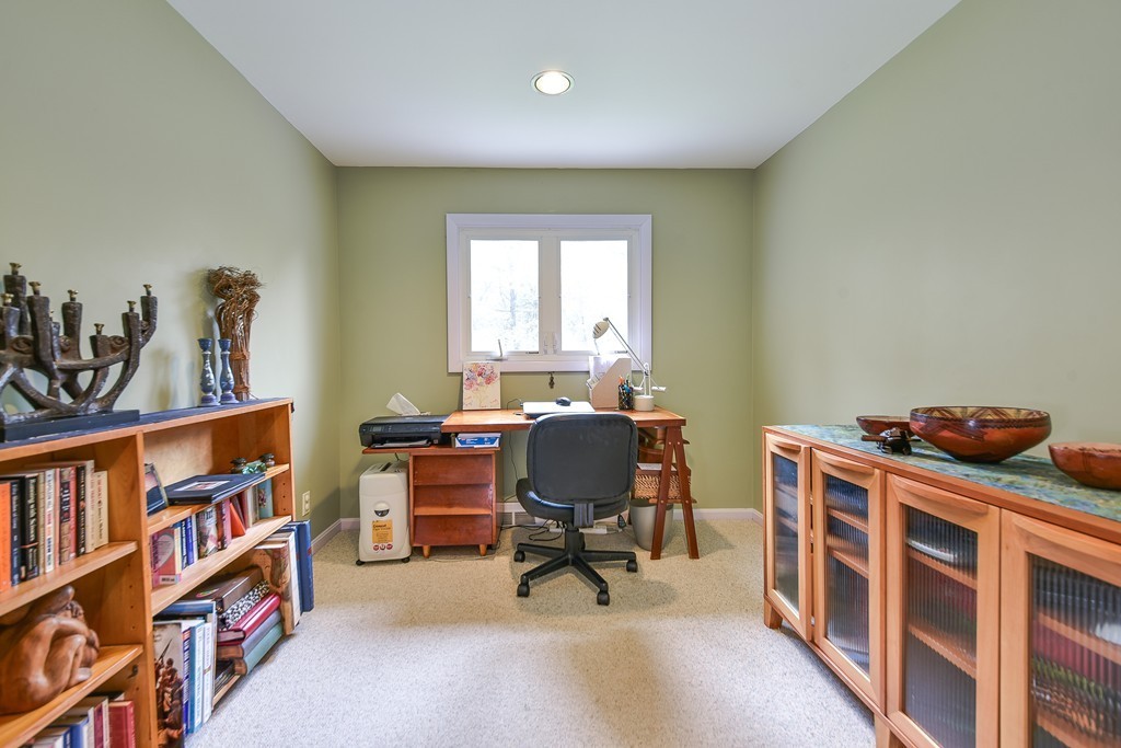 10 Merriam Road Framingham, MA 01701 - Photo 14 of 22 Gallery Image 14