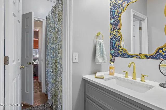 $315,000 | 819 West Deerfield Drive, Canton, MS 39046