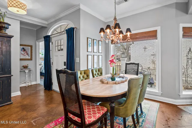 $315,000 | 819 West Deerfield Drive, Canton, MS 39046