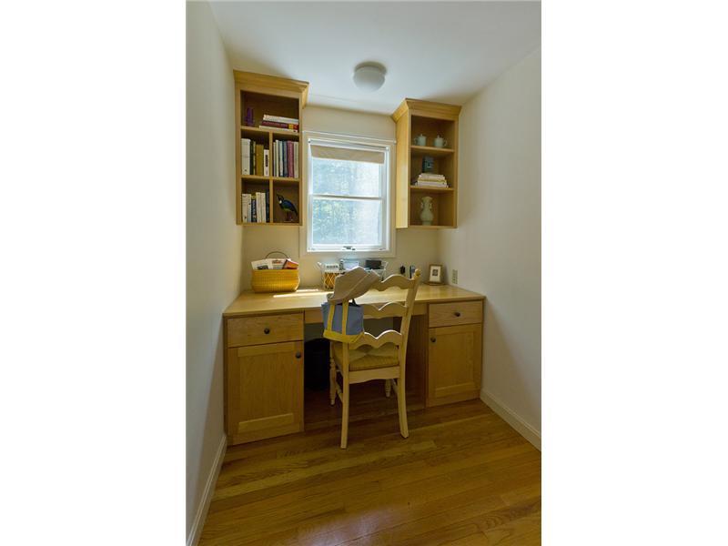 11 Pleasant Ridge Drive Camden, ME 04843 - Photo 13 of 19 Other. Built-in Desk