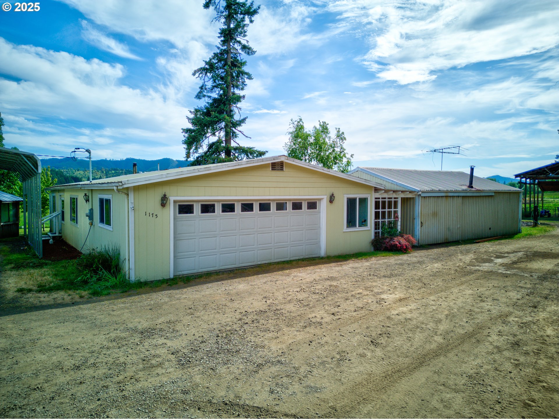 1175 Northside Road Sutherlin, OR 97479 - Photo 1 of 48 Gallery Image 1