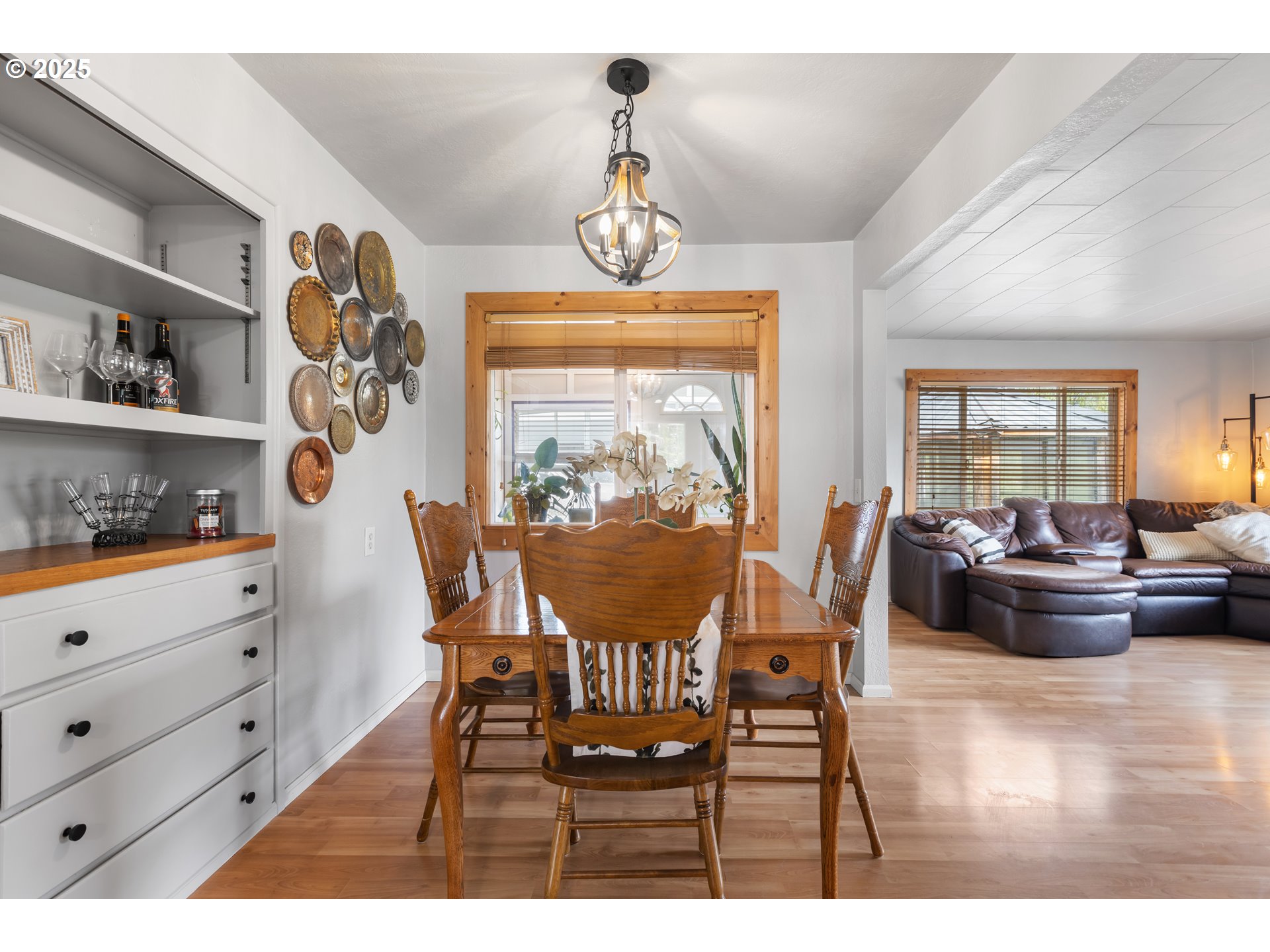 1175 Northside Road Sutherlin, OR 97479 - Photo 11 of 48 Fireplace