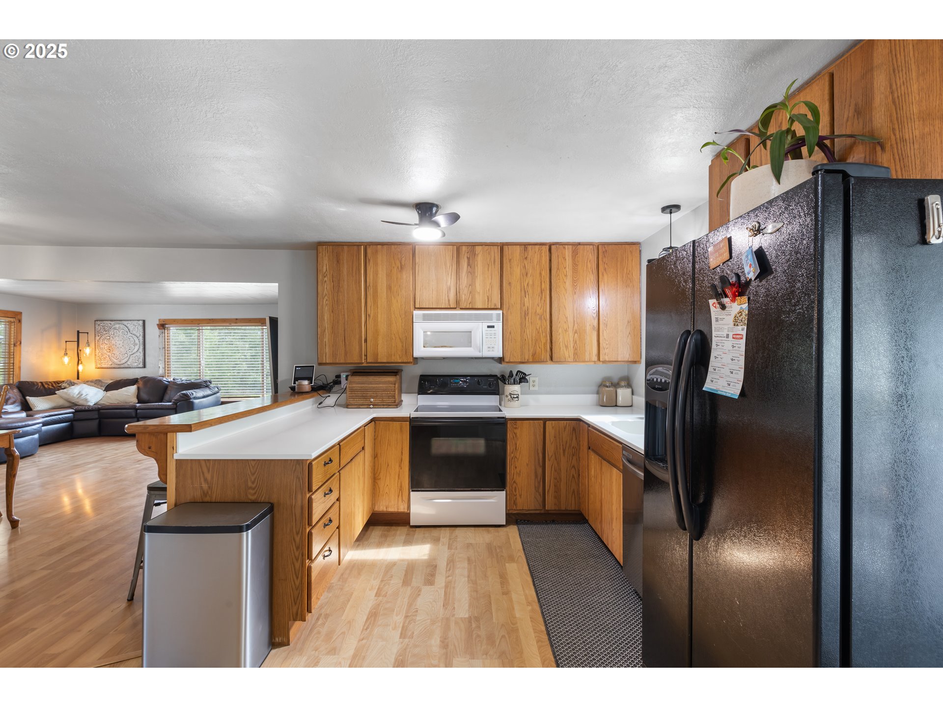 1175 Northside Road Sutherlin, OR 97479 - Photo 16 of 48 Dining Area