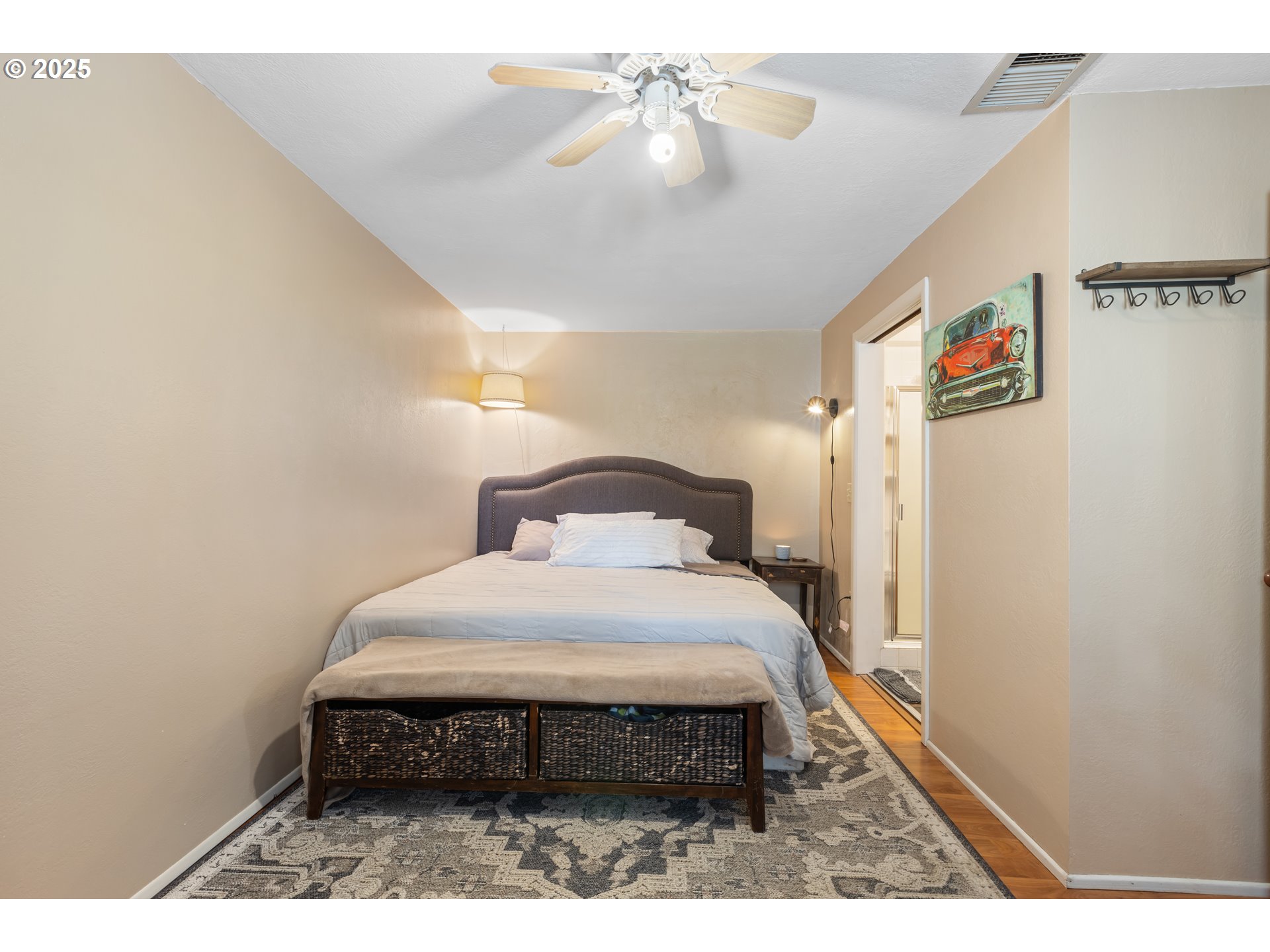 1175 Northside Road Sutherlin, OR 97479 - Photo 24 of 48 Primary Bedroom