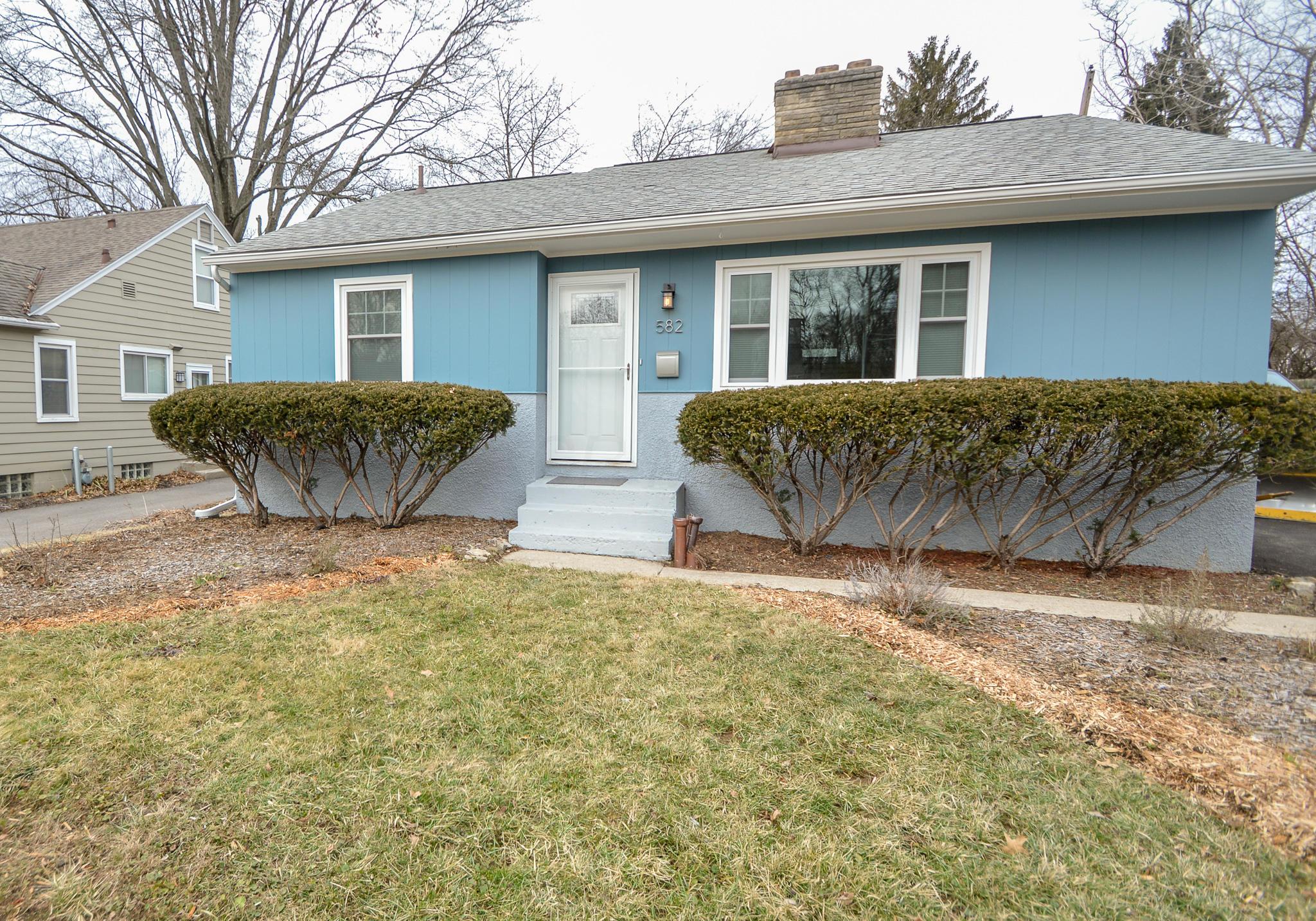 582 Garden Road Columbus, OH 43214 - Photo 1 of 18 Gallery Image 1