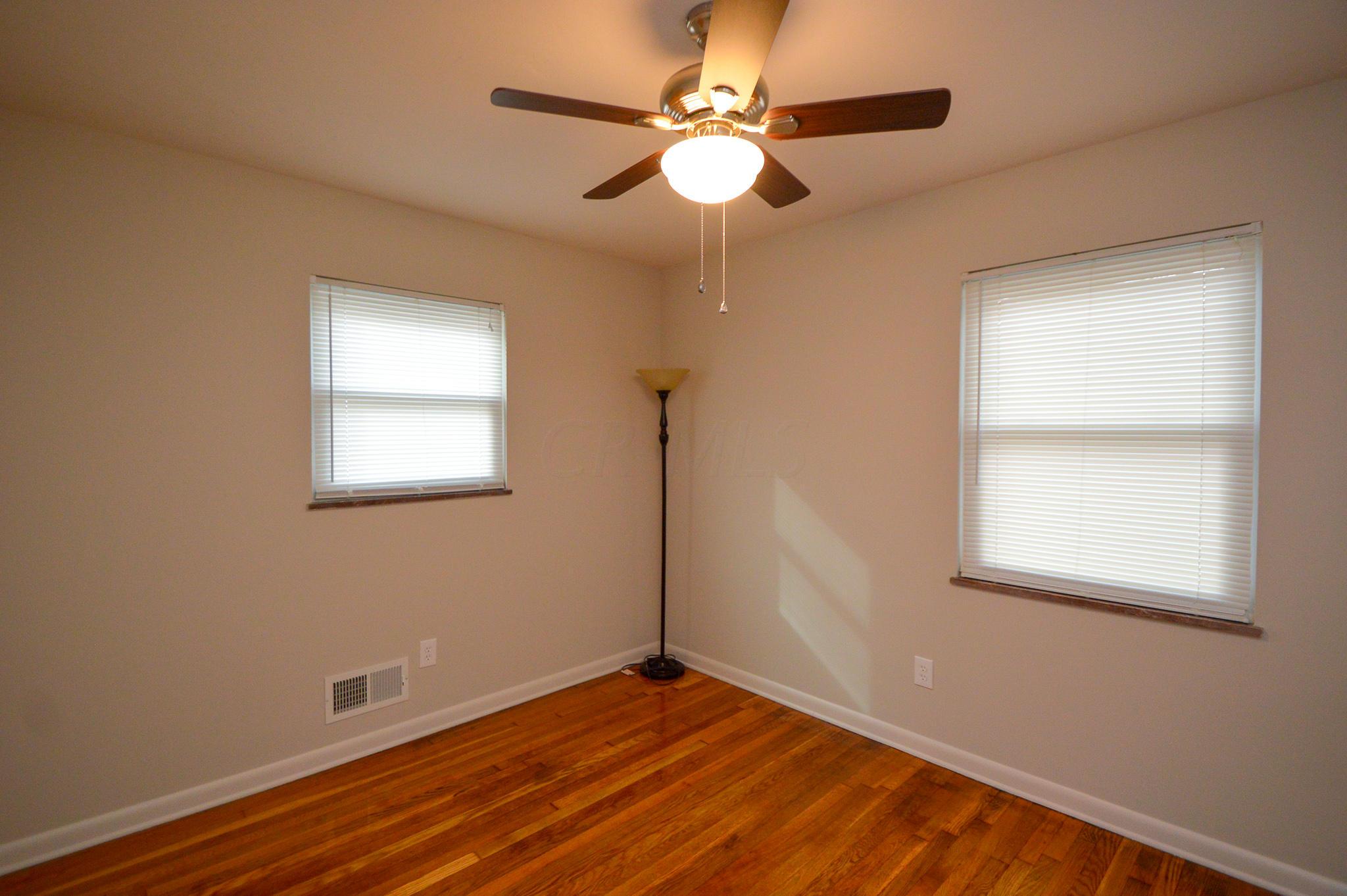 582 Garden Road Columbus, OH 43214 - Photo 13 of 18 Gallery Image 13