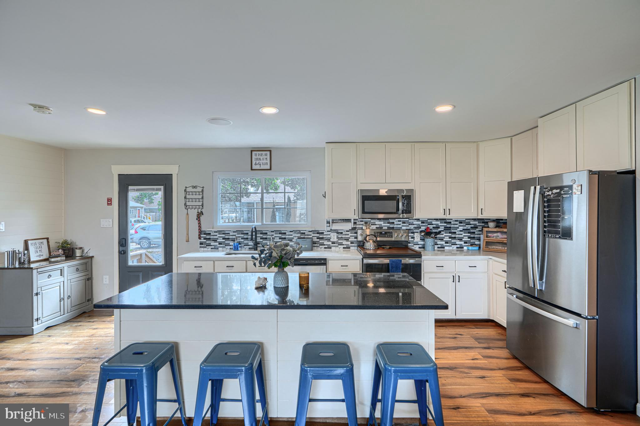 1813 Potomac Road Edgewater, MD 21037 - Photo 24 of 101 Kitchen with door to backyard
