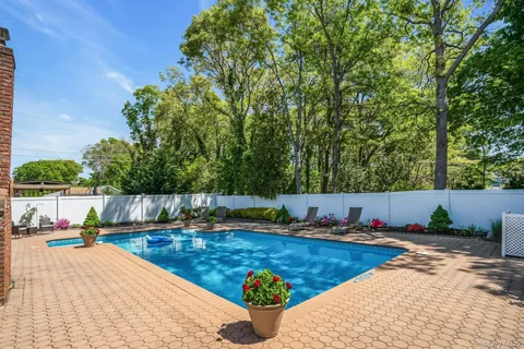 $749,000 | 17 Priscilla Avenue, Holtsville, NY 11742