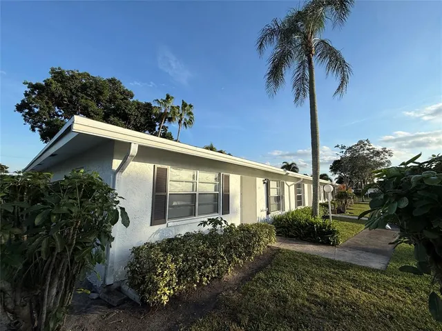 $2,600 | 5093 Privet Place, Unit A, Delray Beach, FL 33484