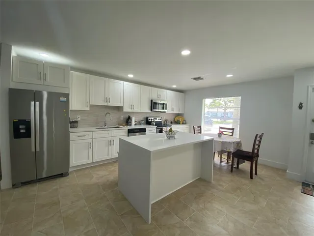 $2,600 | 5093 Privet Place, Unit A, Delray Beach, FL 33484