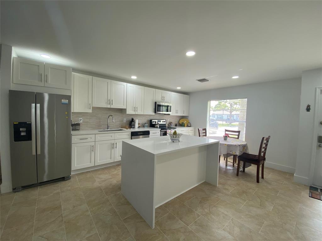 5093 Privet Place, Unit A Delray Beach, FL 33484 - Photo 3 of 7