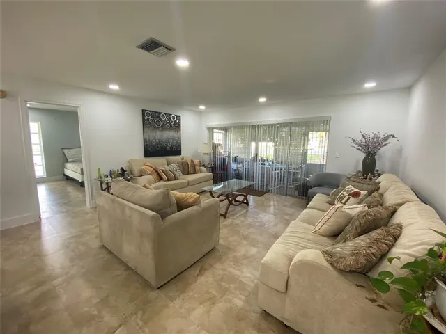 $2,600 | 5093 Privet Place, Unit A, Delray Beach, FL 33484