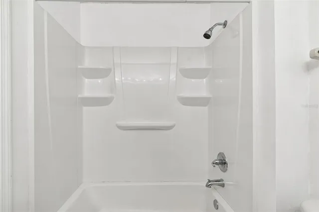 $275,000 | 2210 Coach House Boulevard, Unit 406, Orlando, FL 32812