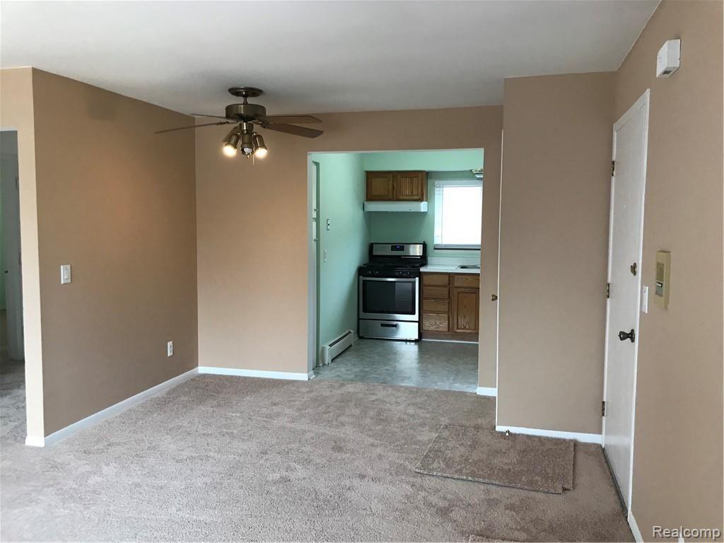 495 Miller Avenue, Unit 103 Rochester, MI 48307 - Photo 2 of 9