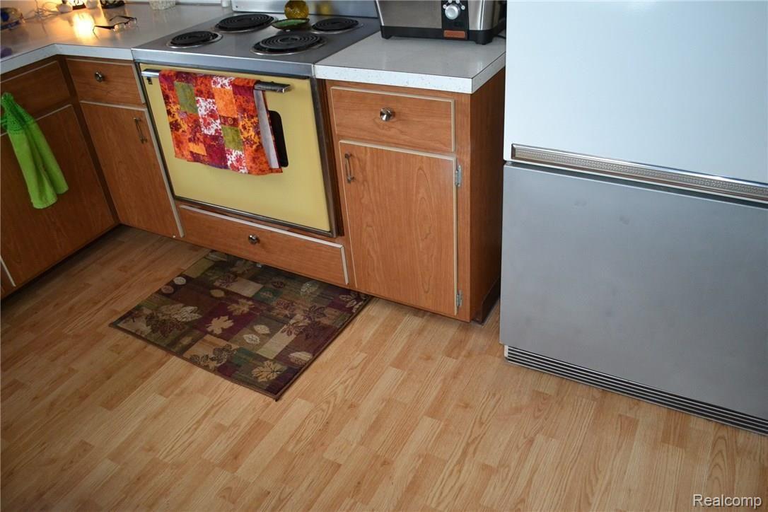 6267 Coldwater Road Flushing, MI 48433 - Photo 8 of 26 DSC_0504.JPG