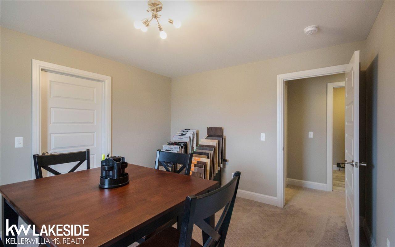 1719 Traceky, Unit 275 Rochester Hills, MI 48306 - Photo 31 of 39