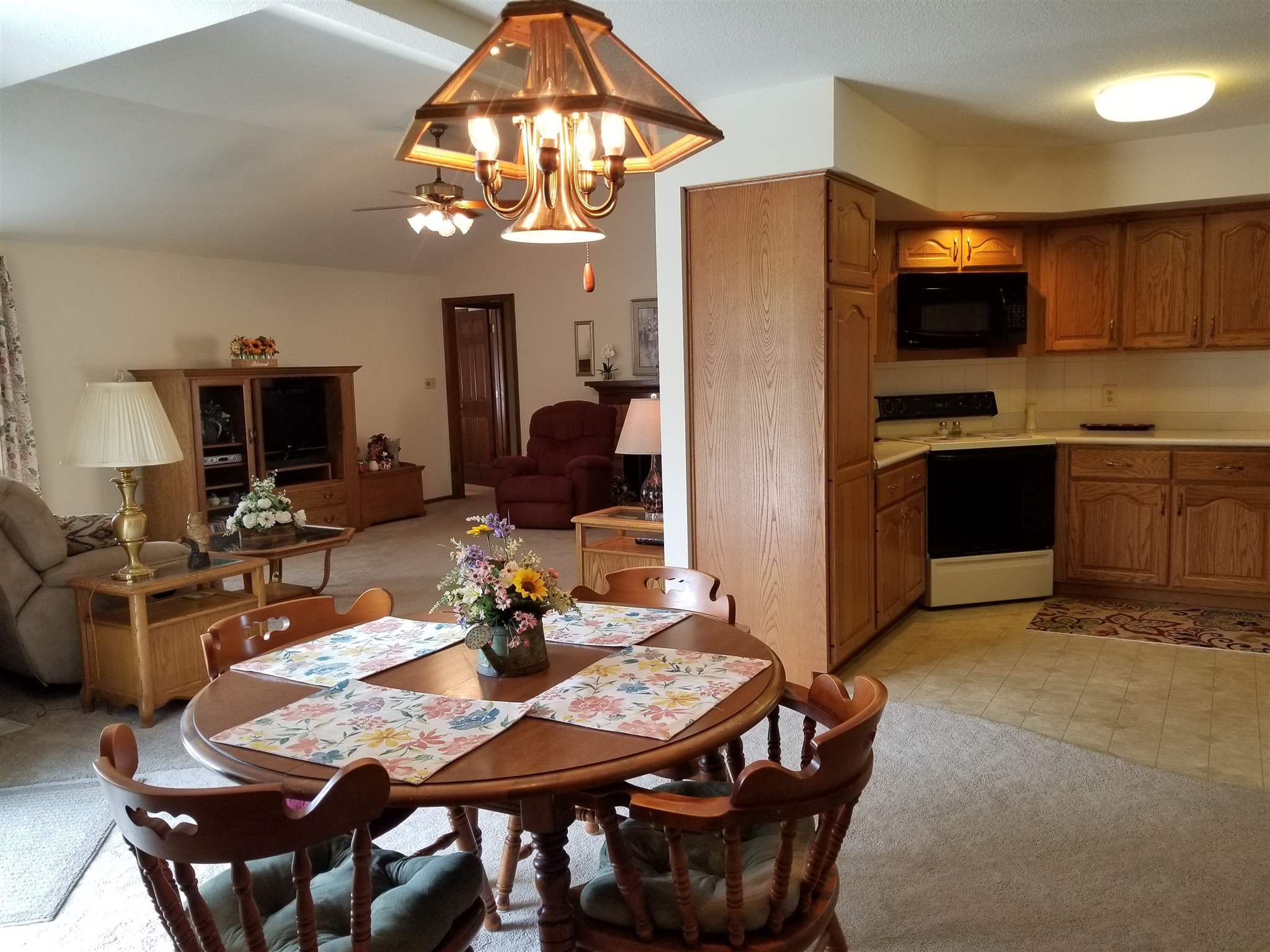 2711 Ridge Valley Drive Fort Wayne, IN 46804 - Photo 11 of 27 Gallery Image 11