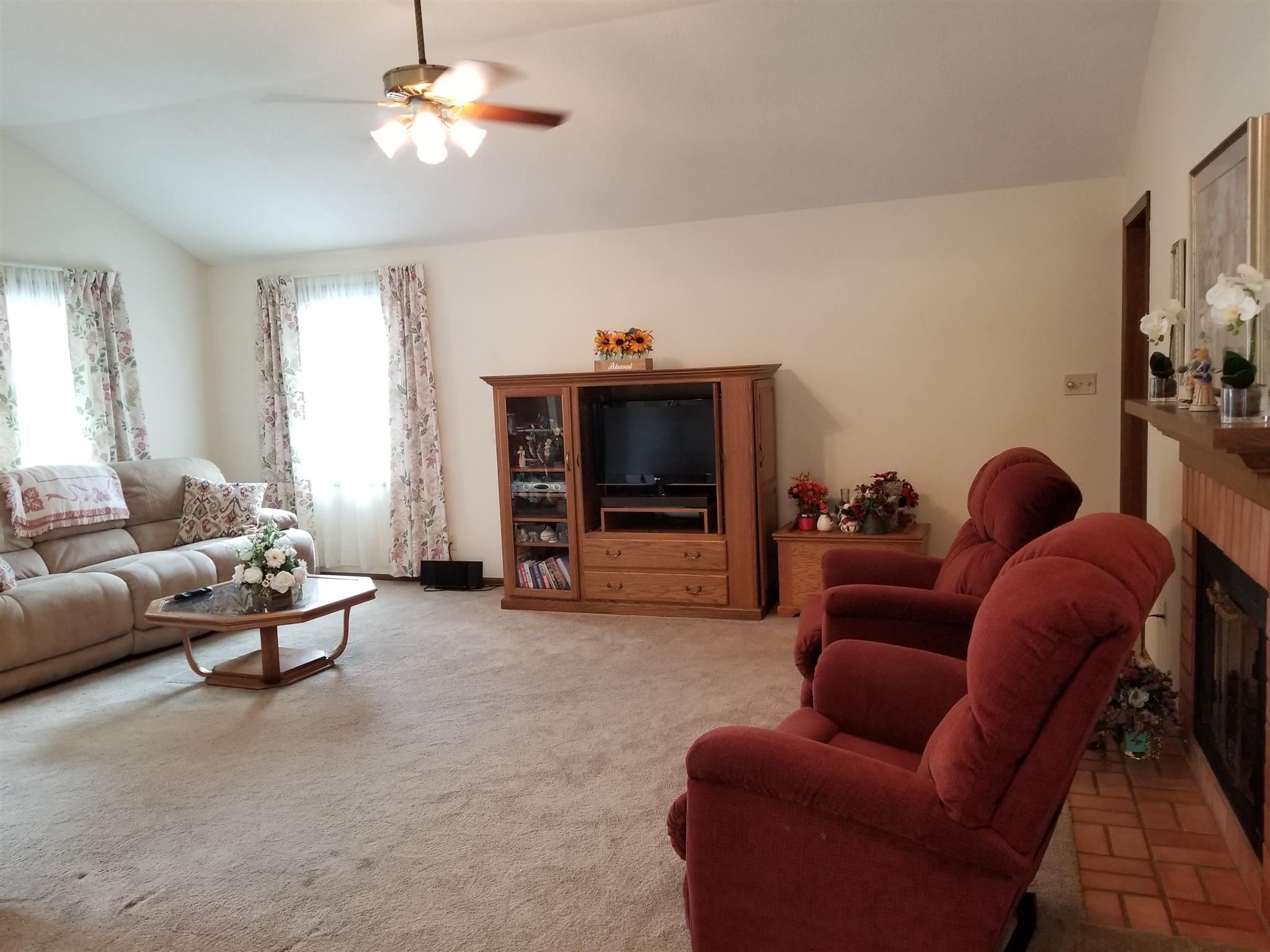 2711 Ridge Valley Drive Fort Wayne, IN 46804 - Photo 6 of 27 Gallery Image 6