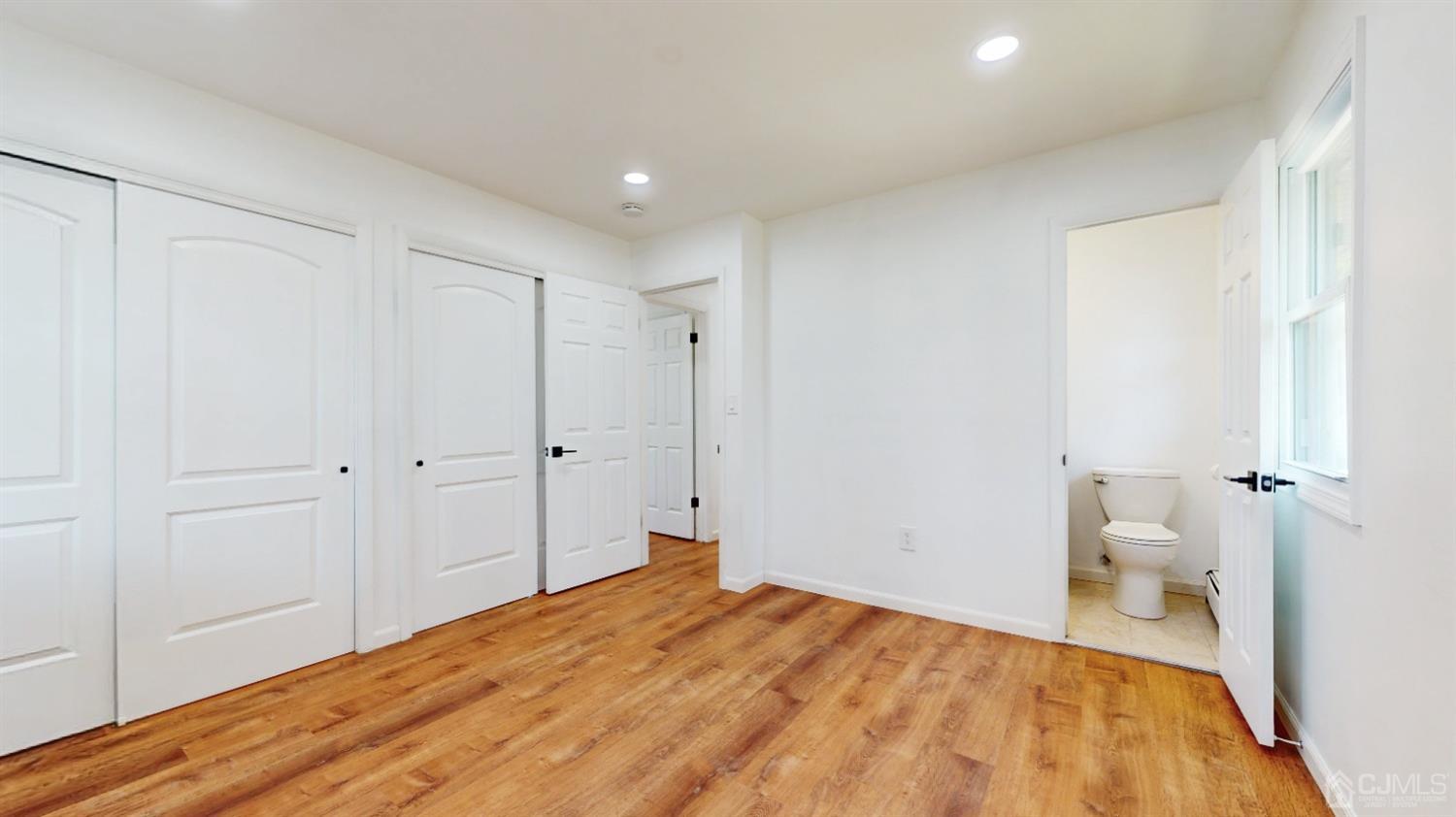 73 Warrenville Road Middlesex, NJ 08846 - Photo 16 of 28