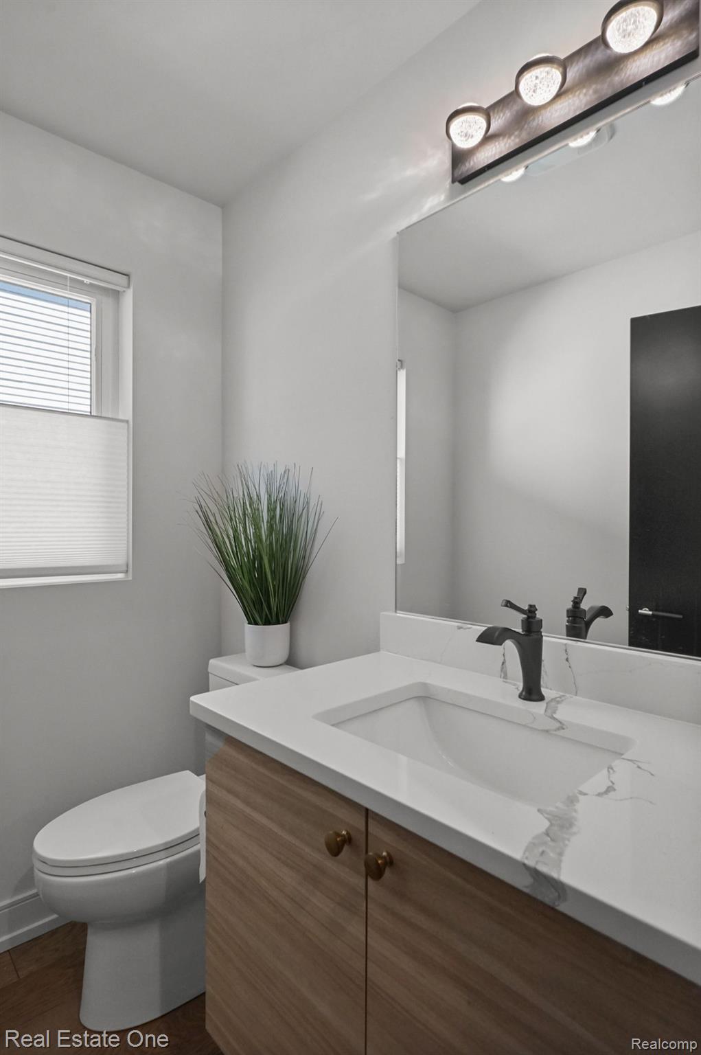 126 North Helen Avenue Rochester, MI 48307 - Photo 21 of 63 Gallery Image 21
