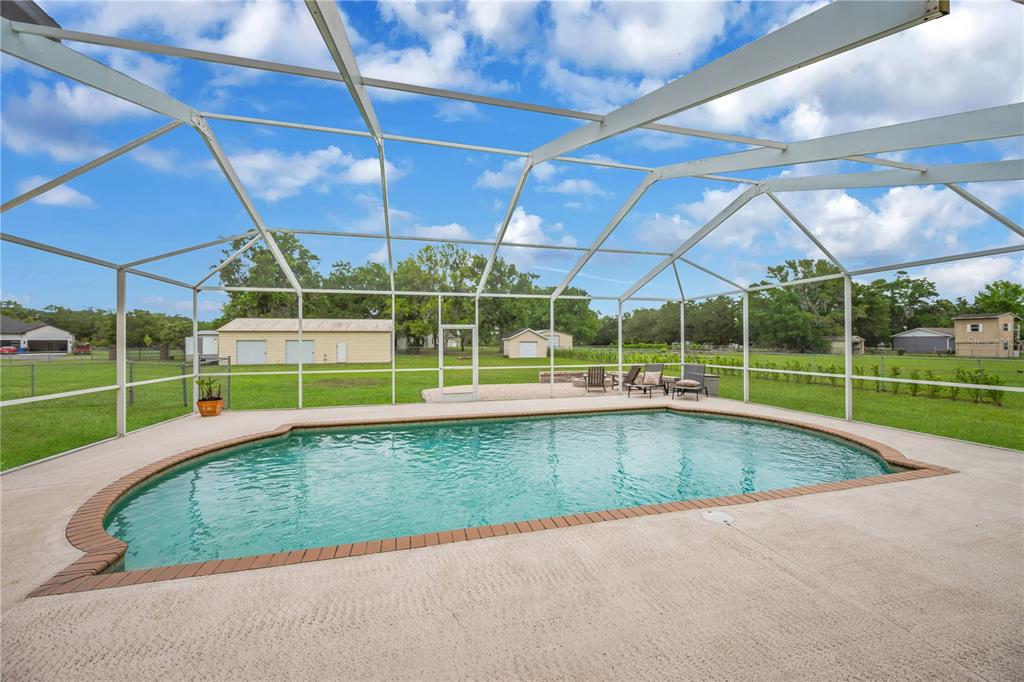 3418 Futch Road Plant City, FL 33566 - Photo 2 of 40