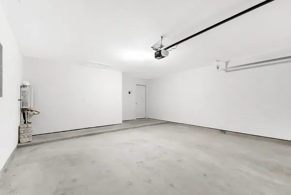 $2,100 | 3710 Turnpike Drive, Fulshear, TX 77423