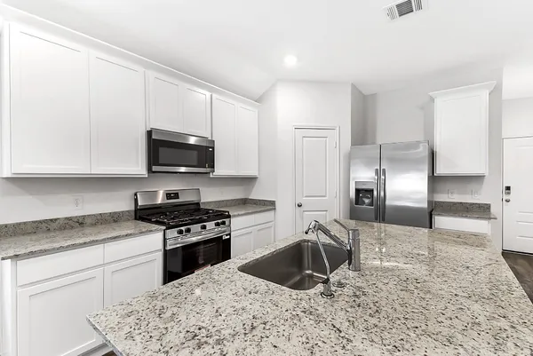 $2,100 | 3710 Turnpike Drive, Fulshear, TX 77423