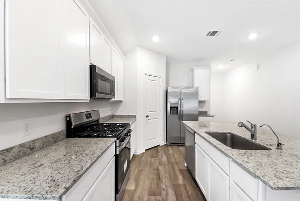 $2,100 | 3710 Turnpike Drive, Fulshear, TX 77423