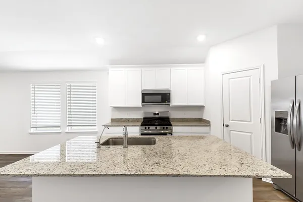 $2,100 | 3710 Turnpike Drive, Fulshear, TX 77423